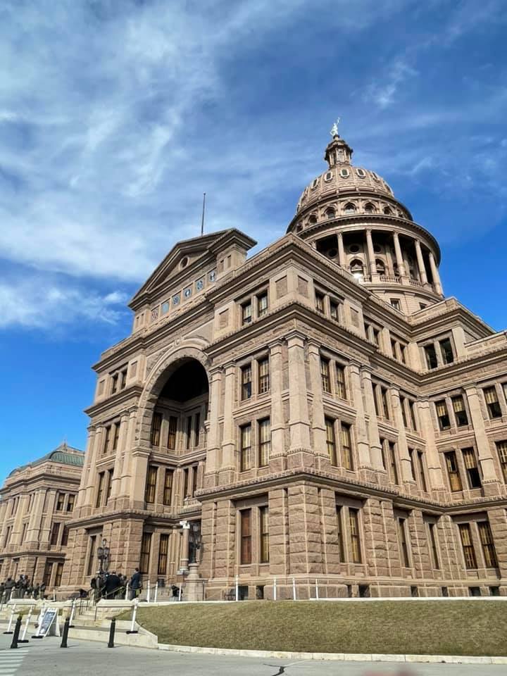 piture of texas capitol by jesse williams